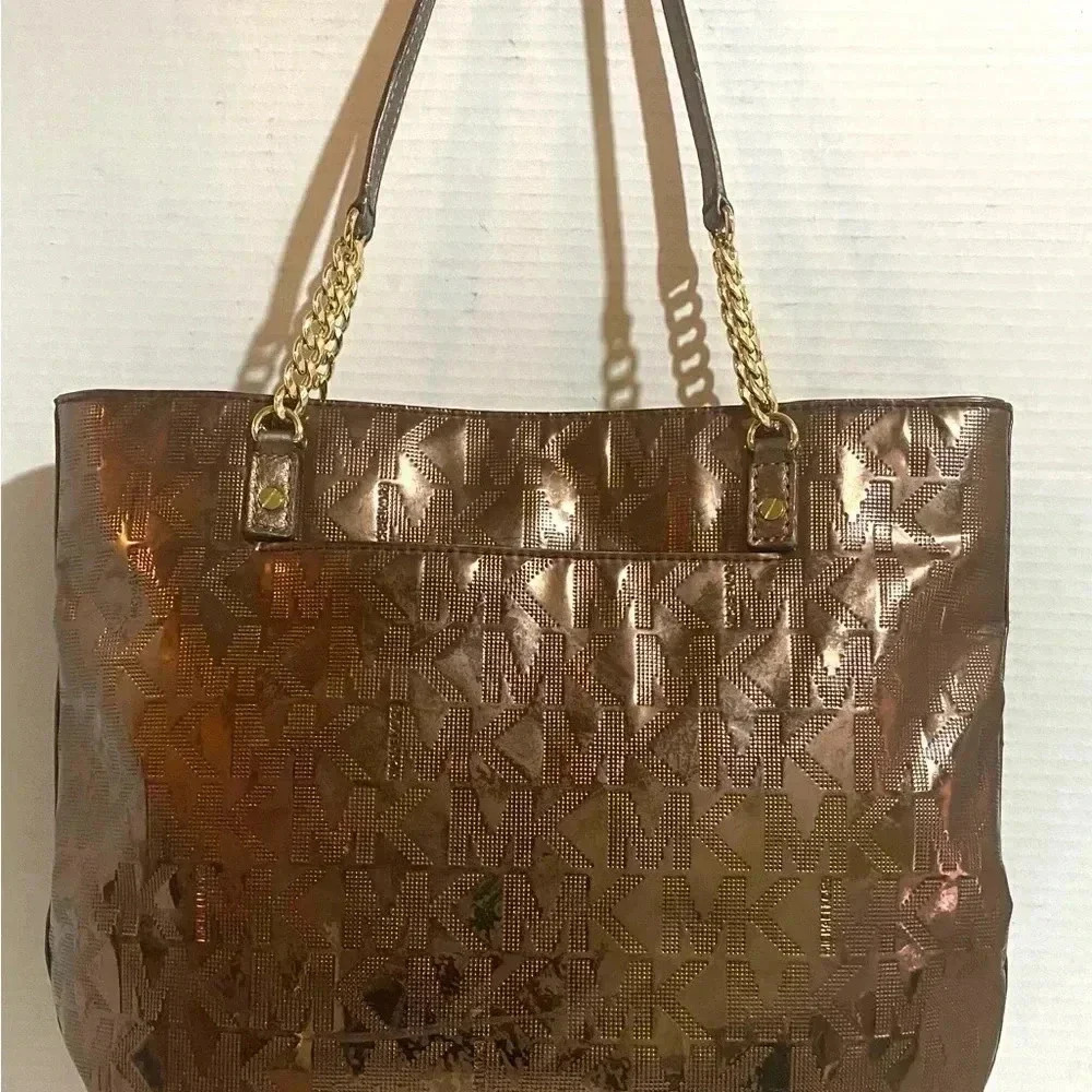 Michael Kors MK signature cocoa metallic tote handbag - Picture 5 of 8